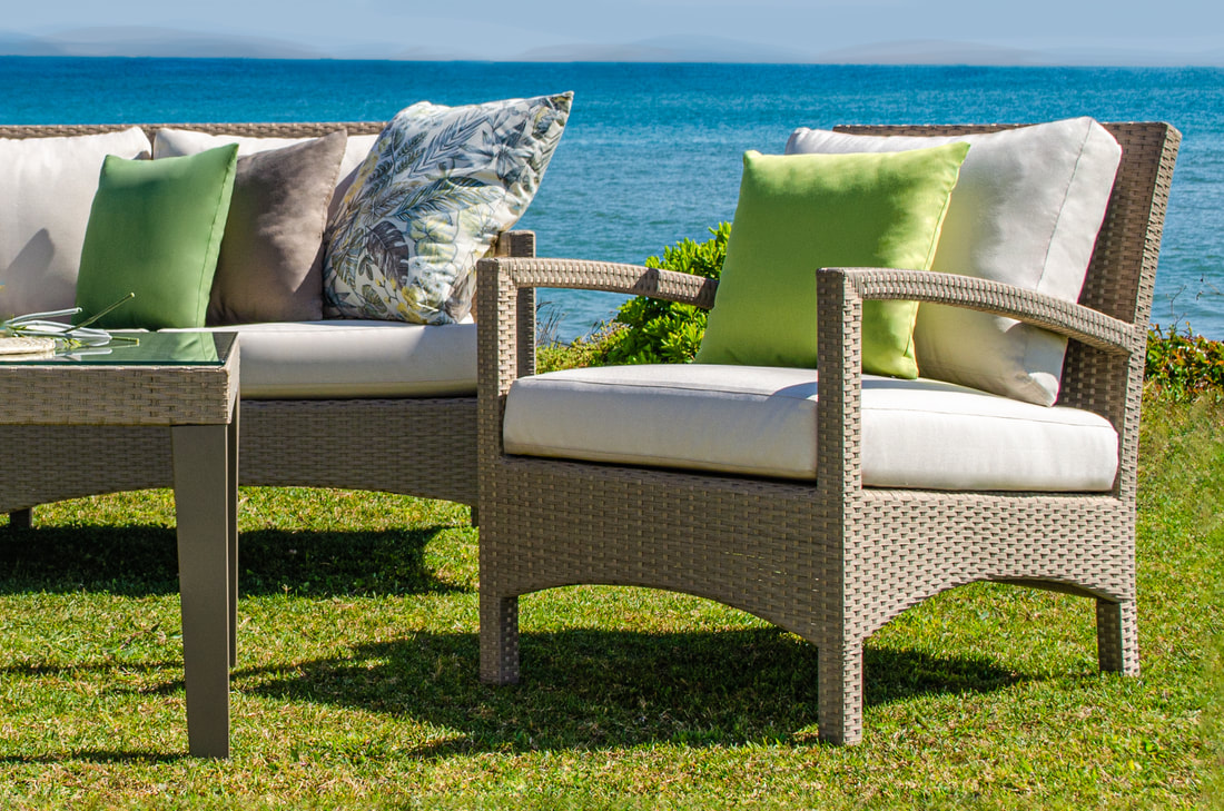 BAHAMAS. Available ding set with rectangular and round tables, Sofas, armchairs, sunbed